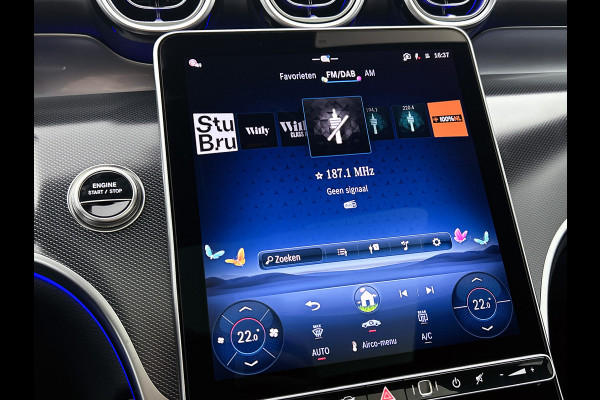 Mercedes-Benz GLC Coupé 300e 4MATIC Business Solution AMG | Advanced plus | Trekhaak | Panoramaschuifdak | URBAN GUARD Plus | Smartphone-integratie | Stoelverwarming | Sfeerverlichting |