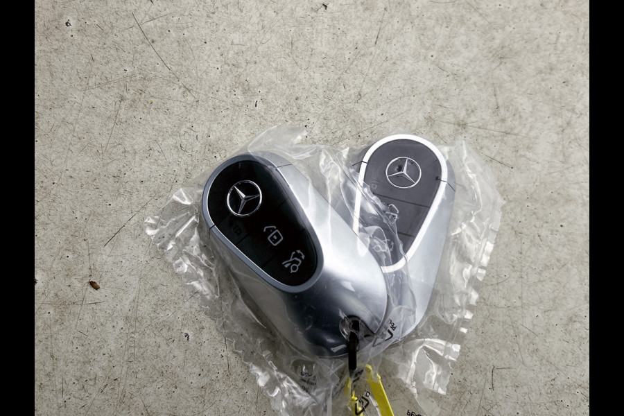 Mercedes-Benz GLC Coupé 300e 4MATIC Business Solution AMG | Advanced plus | Trekhaak | Panoramaschuifdak | URBAN GUARD Plus | Smartphone-integratie | Stoelverwarming | Sfeerverlichting |