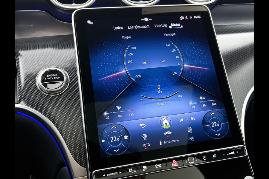 Mercedes-Benz GLC Coupé 300e 4MATIC Business Solution AMG | Advanced plus | Trekhaak | Panoramaschuifdak | URBAN GUARD Plus | Smartphone-integratie | Stoelverwarming | Sfeerverlichting |