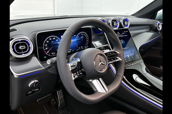 Mercedes-Benz GLC Coupé 300e 4MATIC Business Solution AMG | Advanced plus | Trekhaak | Panoramaschuifdak | URBAN GUARD Plus | Smartphone-integratie | Stoelverwarming | Sfeerverlichting |