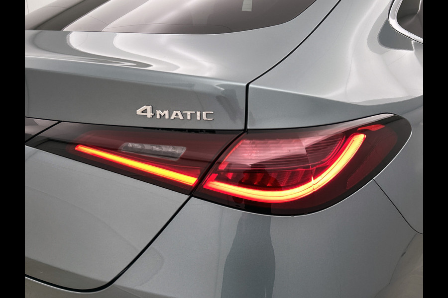 Mercedes-Benz GLC Coupé 300e 4MATIC Business Solution AMG | Advanced plus | Trekhaak | Panoramaschuifdak | URBAN GUARD Plus | Smartphone-integratie | Stoelverwarming | Sfeerverlichting |