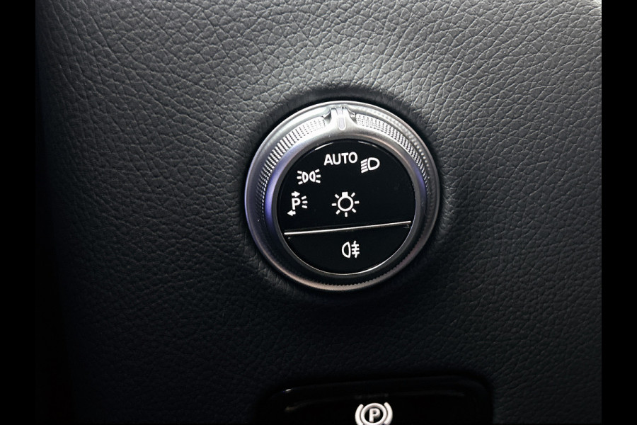 Mercedes-Benz GLC Coupé 300e 4MATIC Business Solution AMG | Advanced plus | Trekhaak | Panoramaschuifdak | URBAN GUARD Plus | Smartphone-integratie | Stoelverwarming | Sfeerverlichting |