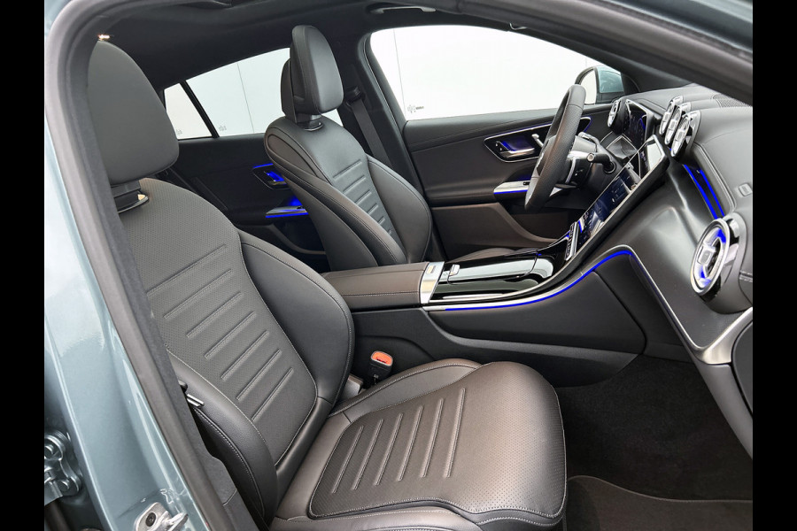 Mercedes-Benz GLC Coupé 300e 4MATIC Business Solution AMG | Advanced plus | Trekhaak | Panoramaschuifdak | URBAN GUARD Plus | Smartphone-integratie | Stoelverwarming | Sfeerverlichting |