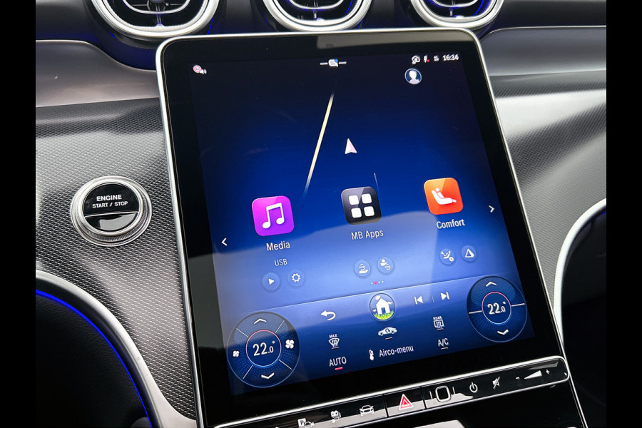 Mercedes-Benz GLC Coupé 300e 4MATIC Business Solution AMG | Advanced plus | Trekhaak | Panoramaschuifdak | URBAN GUARD Plus | Smartphone-integratie | Stoelverwarming | Sfeerverlichting |