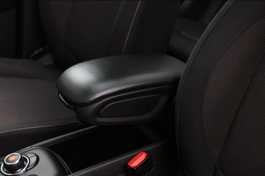 MINI Countryman 1.5 Cooper *Pano*Led*Comforttoegang*Cruise control*