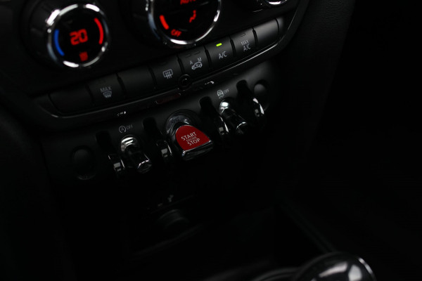 MINI Countryman 1.5 Cooper *Pano*Led*Comforttoegang*Cruise control*