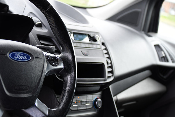 Ford Transit Connect 1.5 EcoBlue L2 Black Edition Cruise, 100pk, Trekhaak, Voorruit verwarming, Airco Sensoren, Uniek!