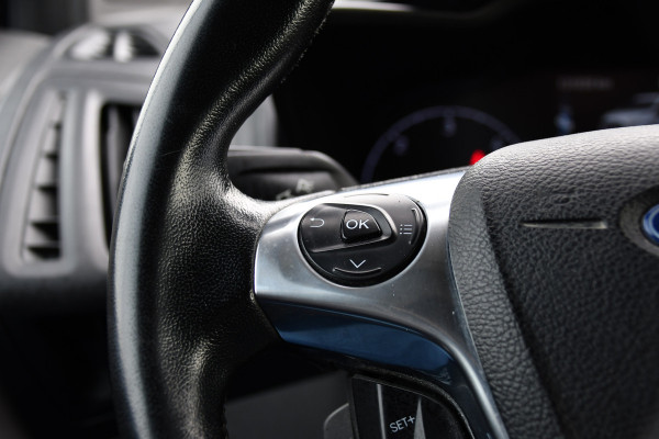 Ford Transit Connect 1.5 EcoBlue L2 Camera, Cruise, Carplay, Stoelverwarming, Automaat, 100pk, Trekhaak, Uniek!