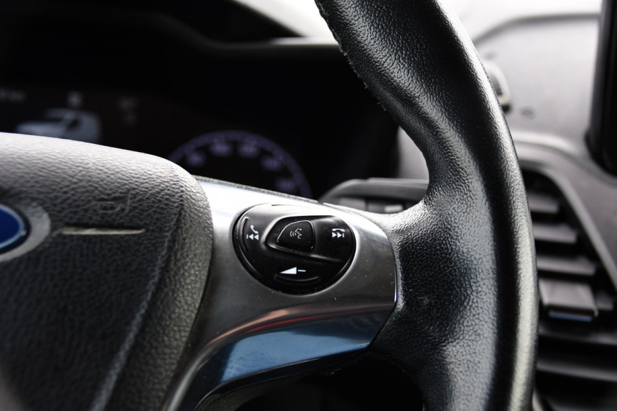 Ford Transit Connect 1.5 EcoBlue L2 Camera, Cruise, Carplay, Stoelverwarming, Automaat, 100pk, Trekhaak, Uniek!