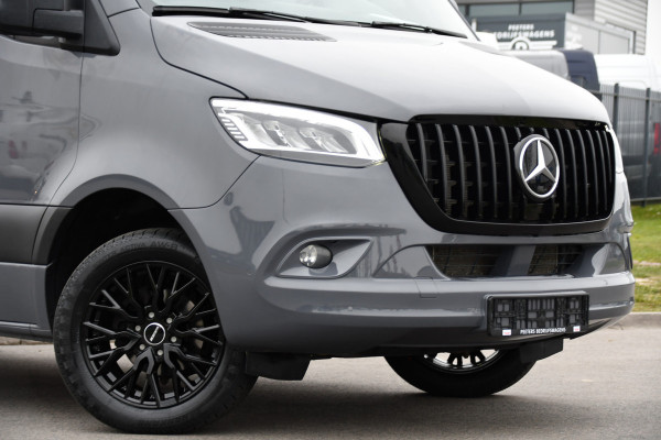 Mercedes-Benz Sprinter 317 1.9 CDI L2H2 RWD AMG Edition Camera, Cruise, Carplay, LED, Trekhaak, Automaat, Mbux, 170pk, Sensoren, Uniek!