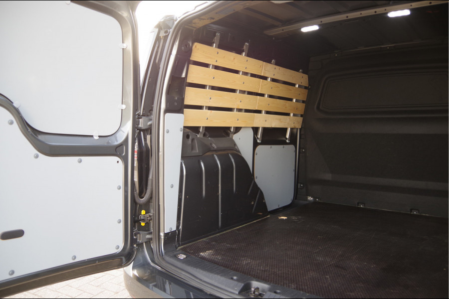 Volkswagen Caddy Cargo 2.0 TDI 122PK AUT. LED, TREKHAAK, DIGITAL COCKPIT, CAMERA, NAVI, CRUISE, AIRCO, PARKEERSENSOREN, NL AUTO, NAP