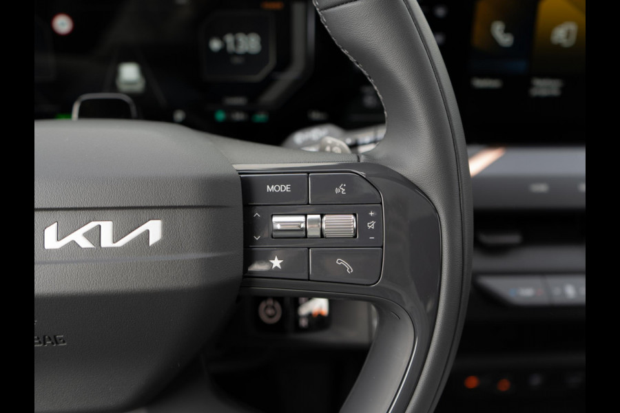 Kia EV5 Plus Advanced 81.4 kWh | OP VOORRAAD ! | Schuifkanteldak | Navigatie | Stoelverwarming |