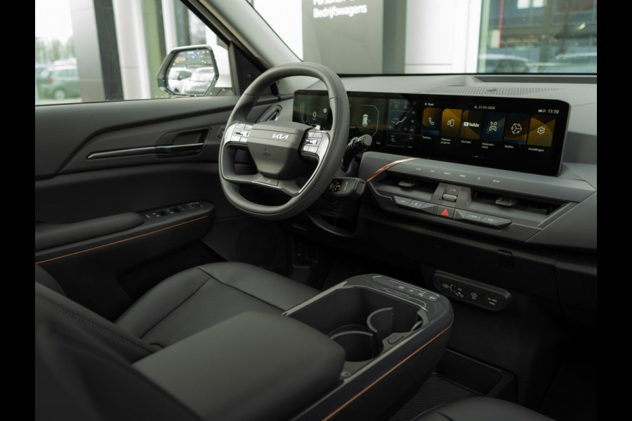 Kia EV5 Plus Advanced 81.4 kWh | OP VOORRAAD ! | Schuifkanteldak | Navigatie | Stoelverwarming |
