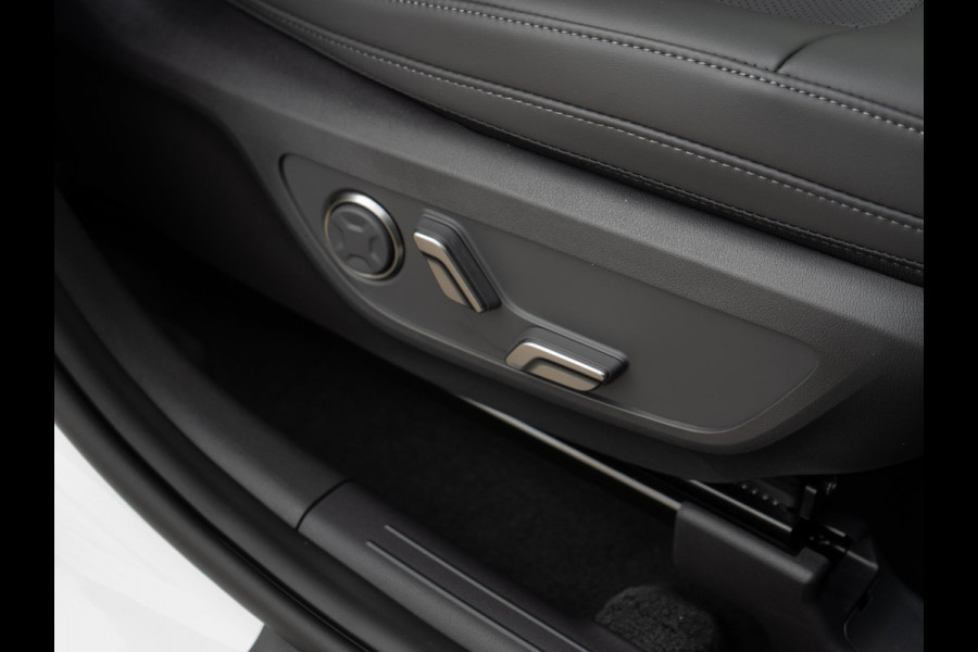 Kia EV5 Plus Advanced 81.4 kWh | OP VOORRAAD ! | Schuifkanteldak | Navigatie | Stoelverwarming |