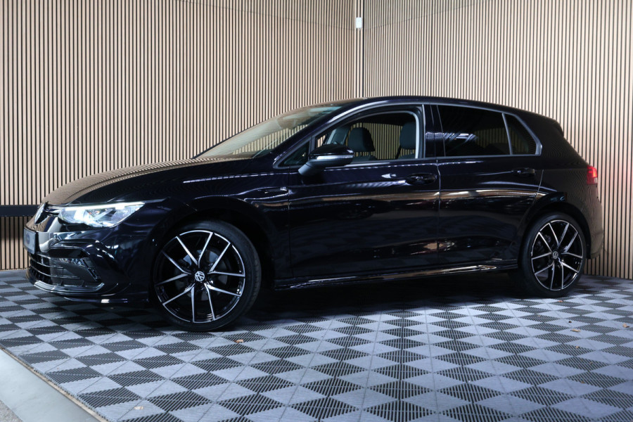 Volkswagen Golf R line 1.0 eTsi 23.000 km Full options Navi Carplay '24