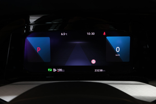 Volkswagen Golf R line 1.0 eTsi 23.000 km Full options Navi Carplay '24