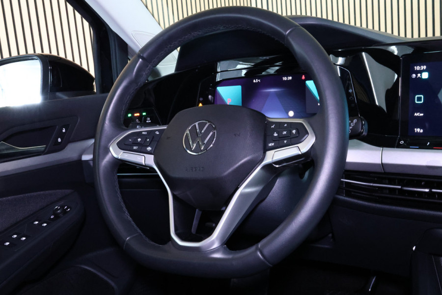 Volkswagen Golf R line 1.0 eTsi 23.000 km Full options Navi Carplay '24