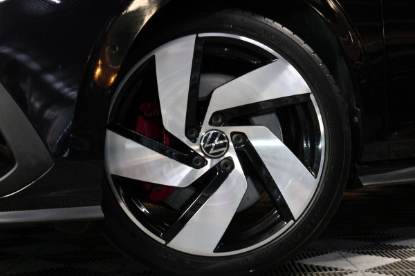 Volkswagen Golf 2.0 TSI GTI 19000 km FULL OPTIONS !! 2023