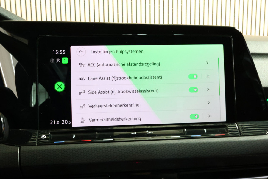 Volkswagen Golf 2.0 TSI GTI 19000 km FULL OPTIONS !! 2023