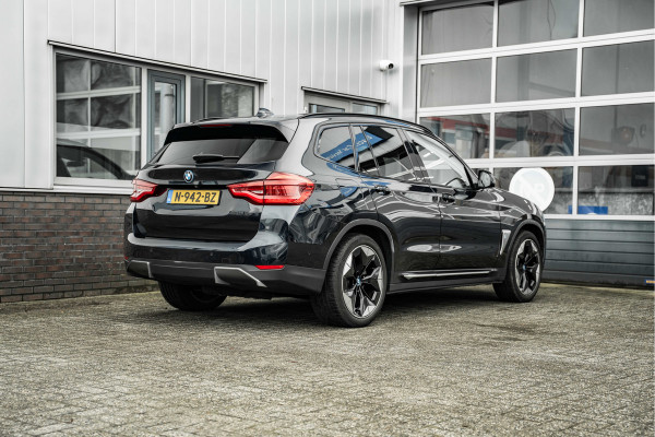 BMW iX3 Executive 80 kWh | 3 jaar garantie op HV pakket Leder | Pano | AppleCarplay | Camera