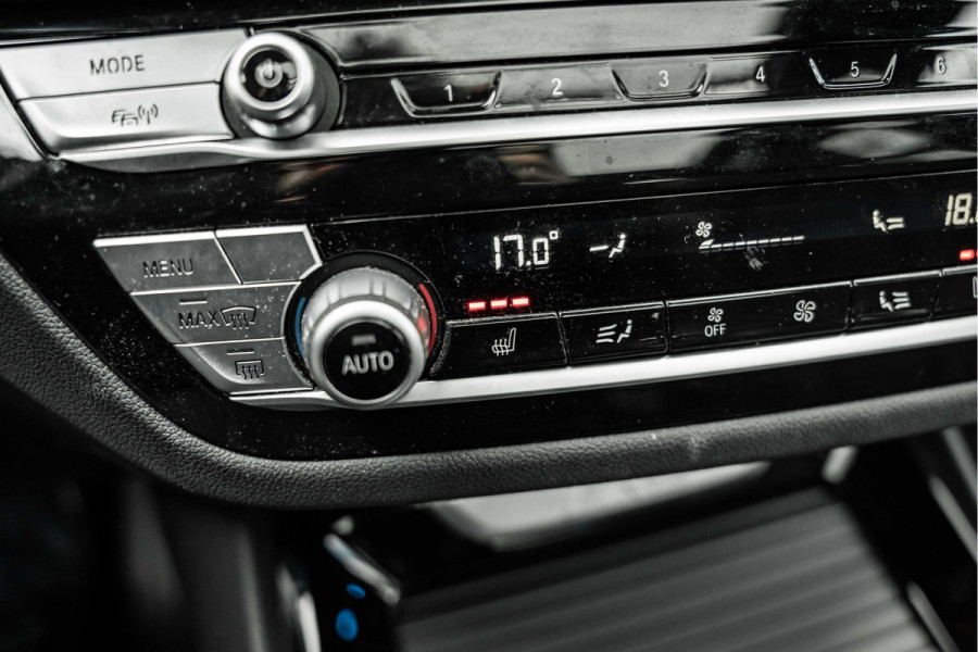 BMW iX3 Executive 80 kWh | 3 jaar garantie op HV pakket Leder | Pano | AppleCarplay | Camera