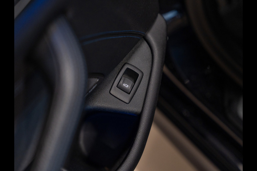 BMW 5 Serie M550i xDrive High Executive, Pano, ACC, 360 Cam, Hud, 21" Velgen, Voll Led, H&K, Ambiënte, Digi Dash, Voll Onderhoud