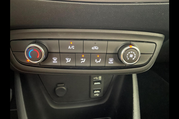 Opel Crossland X 1.2 Innovation AIRCO NAVI CRUISE APPLE CARPLAY PDC VELGEN 2E EIG NIEUWSTAAT