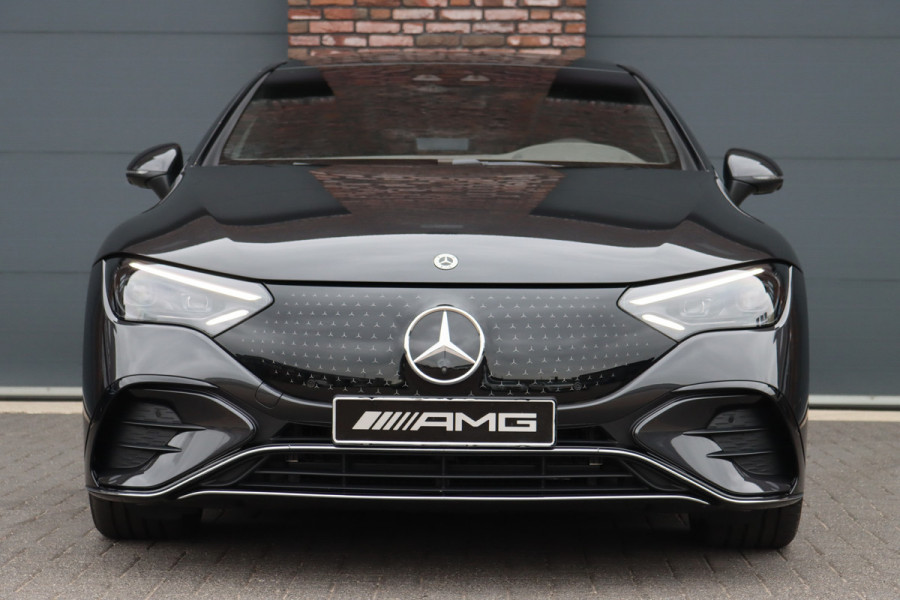 Mercedes-Benz EQE 350+ AMG Line Premium+ 96 kWh | Hyperscreen | Luchtvering | Achterasbesturing | Carbon | Distronic+ | Panoramadak | HUD | Verwarmd Stuurwiel | 22kW | Warmtepomp |