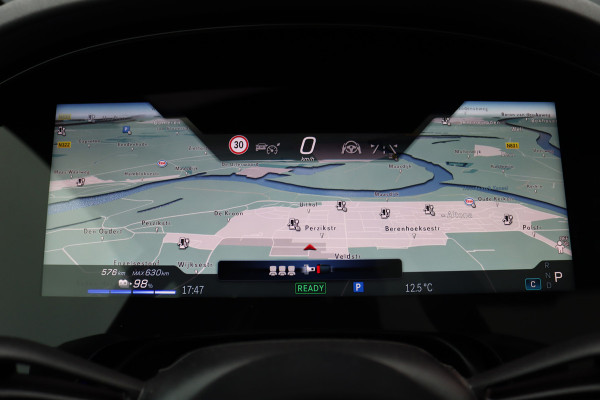 Mercedes-Benz EQE 350+ AMG Line Premium+ 96 kWh | Hyperscreen | Luchtvering | Achterasbesturing | Carbon | Distronic+ | Panoramadak | HUD | Verwarmd Stuurwiel | 22kW | Warmtepomp |