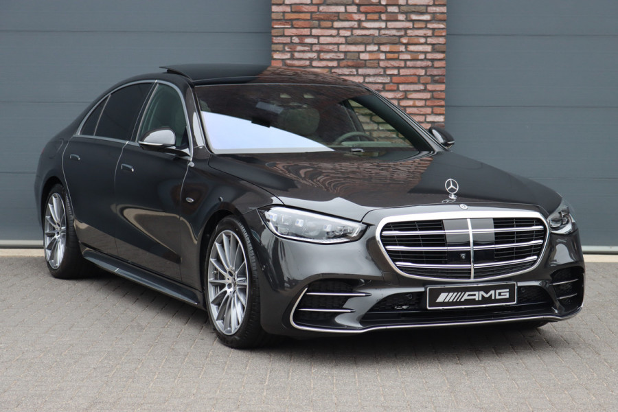 Mercedes-Benz S-Klasse 450 e Lang AMG Line | Achterasbesturing | Luchtvering | Chauffeurspakket | Distronic+ | Burmester | Nekverwarming | Stoelventilatie | Massage | MBUX Tablet | 3D-Display | HUD |