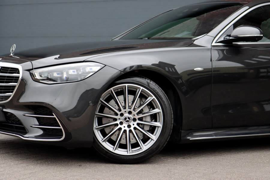 Mercedes-Benz S-Klasse 450 e Lang AMG Line | Achterasbesturing | Luchtvering | Chauffeurspakket | Distronic+ | Burmester | Nekverwarming | Stoelventilatie | Massage | MBUX Tablet | 3D-Display | HUD |