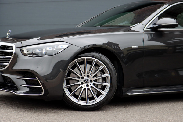 Mercedes-Benz S-Klasse 450 e Lang AMG Line | Achterasbesturing | Luchtvering | Chauffeurspakket | Distronic+ | Burmester | Nekverwarming | Stoelventilatie | Massage | MBUX Tablet | 3D-Display | HUD |