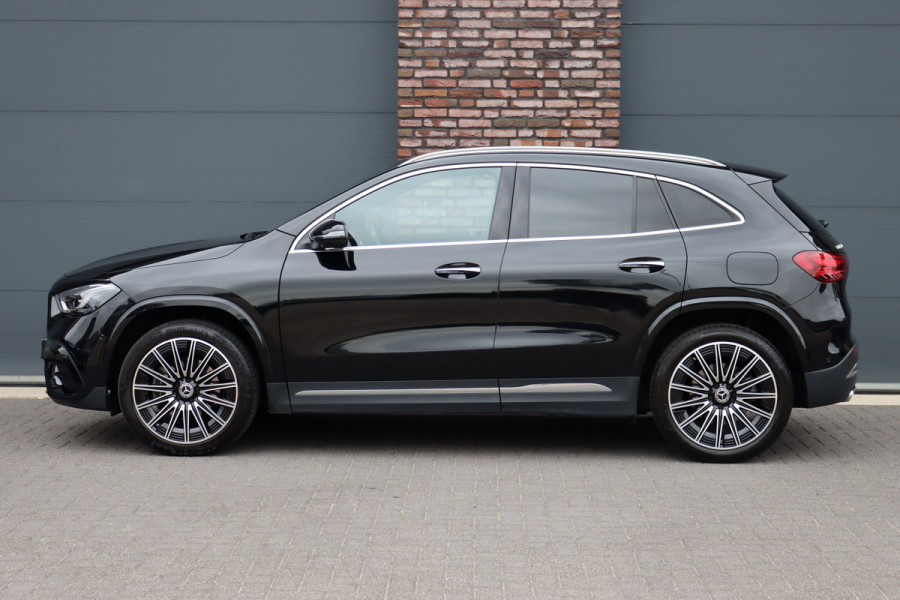 Mercedes-Benz GLA 250 e AMG Line | Distronic+ | Panoramadak | Memory | Verwarmd Stuurwiel | HUD | Keyless Go | Surround Camera | Multibeam LED | Augmented Reality |