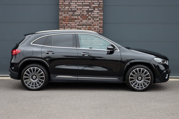 Mercedes-Benz GLA 250 e AMG Line | Distronic+ | Panoramadak | Memory | Verwarmd Stuurwiel | HUD | Keyless Go | Surround Camera | Multibeam LED | Augmented Reality |