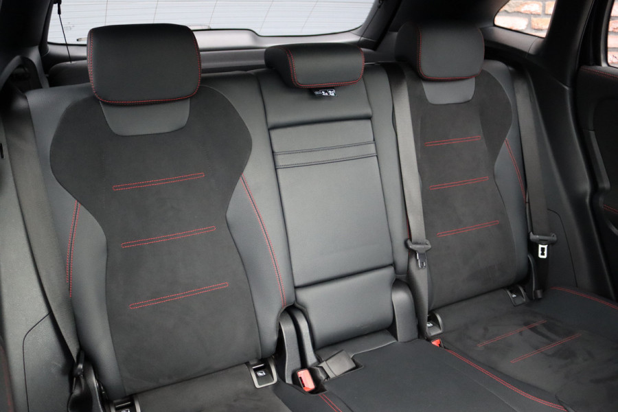 Mercedes-Benz GLA 250 e AMG Line | Distronic+ | Panoramadak | Memory | Verwarmd Stuurwiel | HUD | Keyless Go | Surround Camera | Multibeam LED | Augmented Reality |