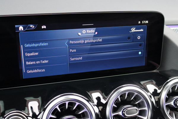 Mercedes-Benz GLA 250 e AMG Line | Distronic+ | Panoramadak | Memory | Verwarmd Stuurwiel | HUD | Keyless Go | Surround Camera | Multibeam LED | Augmented Reality |