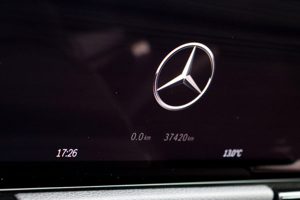 Mercedes-Benz GLA 250 e AMG Line | Distronic+ | Panoramadak | Memory | Verwarmd Stuurwiel | HUD | Keyless Go | Surround Camera | Multibeam LED | Augmented Reality |