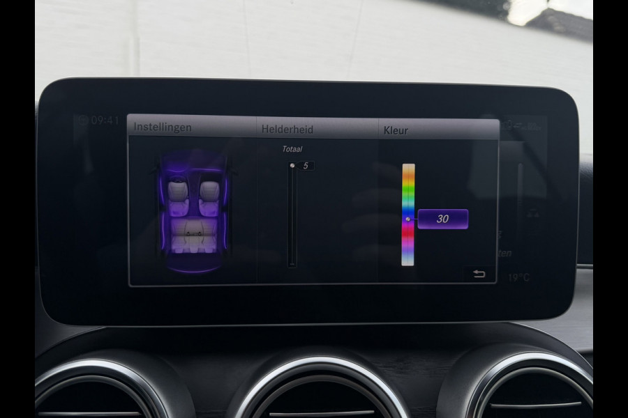 Mercedes-Benz C-Klasse Cabrio 300 Premium AMG Facelift Cabrio Camera Stoelverwarming/ventilatie Clima Carplay Full Led