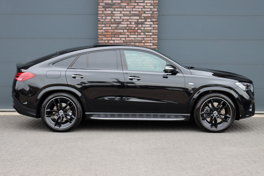 Mercedes-Benz GLE Coupé 400 e 4MATIC AMG Line Premium+ | Luchtvering | Distronic | Burmester | Soft-Close | HUD | Verwarmd Stuurwiel | Massage | Vlakkenverwarming | Nappa Leder | Surround Camera |
