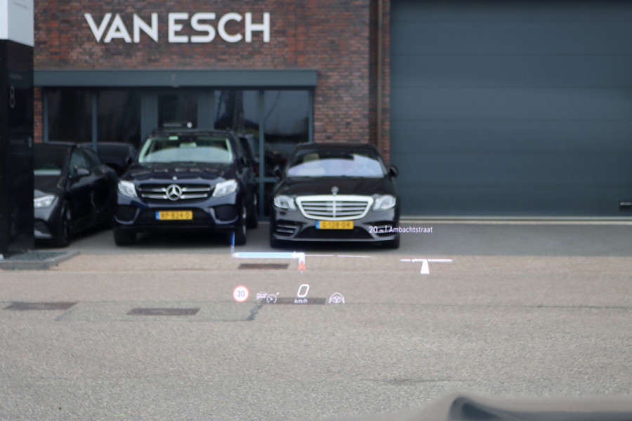 Mercedes-Benz GLE 400 e 4MATIC AMG Line Premium+ | Luchtvering | Distronic | Panoramadak | Trekhaak | Massage | Stoelventilatie | HUD | Surround Camera | Burmester | Vlakkenverwarming |