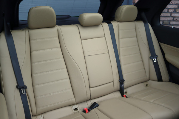 Mercedes-Benz GLE 400 e 4MATIC AMG Line Premium+ | Luchtvering | Distronic | Panoramadak | Trekhaak | Massage | Stoelventilatie | HUD | Surround Camera | Burmester | Vlakkenverwarming |