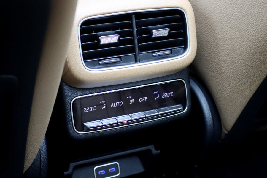 Mercedes-Benz GLE 400 e 4MATIC AMG Line Premium+ | Luchtvering | Distronic | Panoramadak | Trekhaak | Massage | Stoelventilatie | HUD | Surround Camera | Burmester | Vlakkenverwarming |