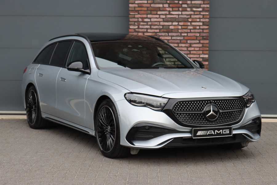Mercedes-Benz E-Klasse Estate 300 de 4MATIC AMG Line | Luchtvering | Distronic+ | Massage | Nappa Leder | Trekhaak | Stoelventilatie | HUD | 3D-Display | Burmester | Panoramadak |