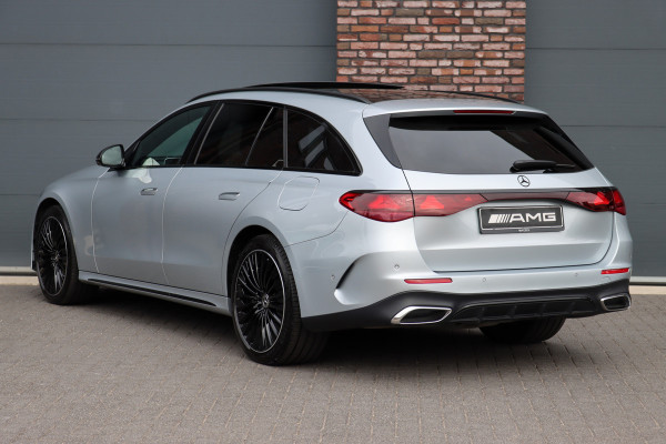Mercedes-Benz E-Klasse Estate 300 de 4MATIC AMG Line | Luchtvering | Distronic+ | Massage | Nappa Leder | Trekhaak | Stoelventilatie | HUD | 3D-Display | Burmester | Panoramadak |