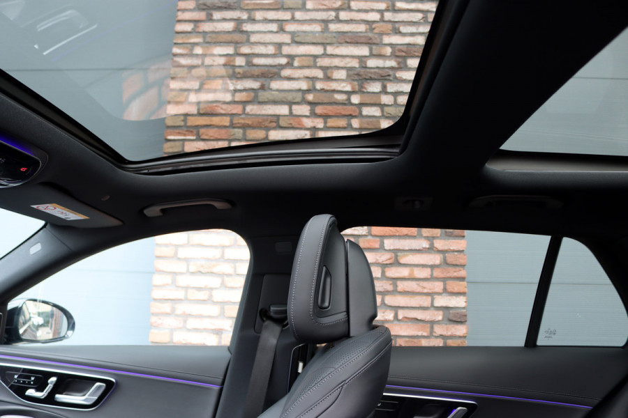 Mercedes-Benz E-Klasse Estate 300 de 4MATIC AMG Line | Luchtvering | Distronic+ | Massage | Nappa Leder | Trekhaak | Stoelventilatie | HUD | 3D-Display | Burmester | Panoramadak |