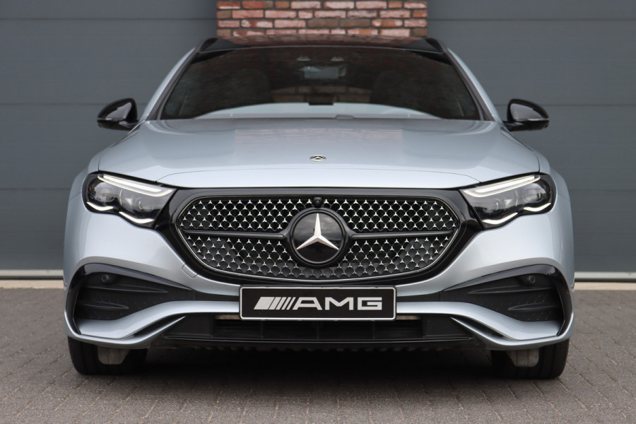 Mercedes-Benz E-Klasse Estate 300 de 4MATIC AMG Line | Luchtvering | Distronic+ | Massage | Nappa Leder | Trekhaak | Stoelventilatie | HUD | 3D-Display | Burmester | Panoramadak |