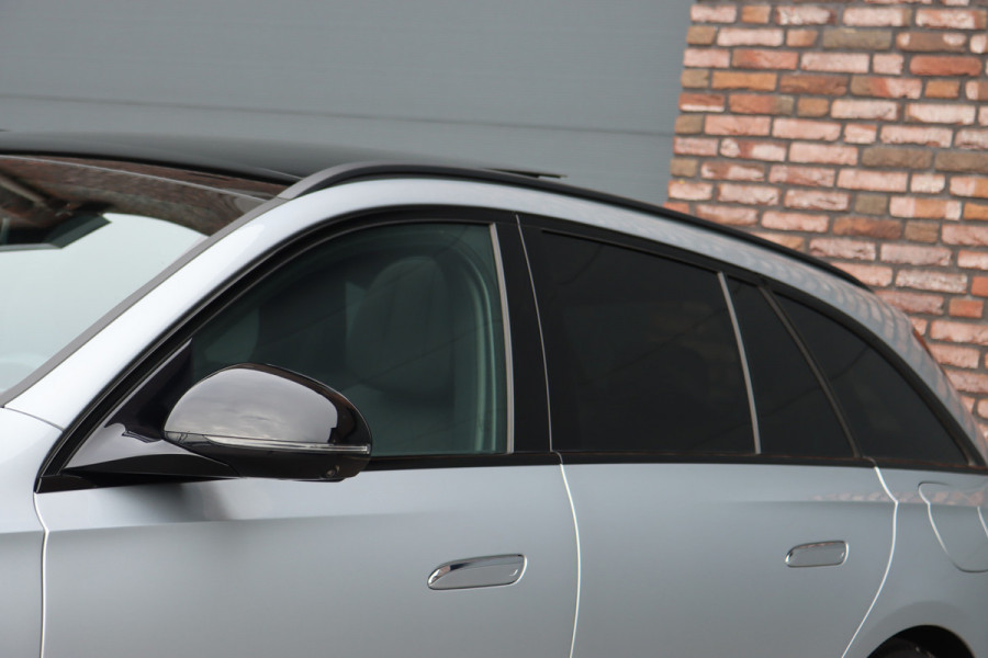 Mercedes-Benz E-Klasse Estate 300 de 4MATIC AMG Line | Luchtvering | Distronic+ | Massage | Nappa Leder | Trekhaak | Stoelventilatie | HUD | 3D-Display | Burmester | Panoramadak |