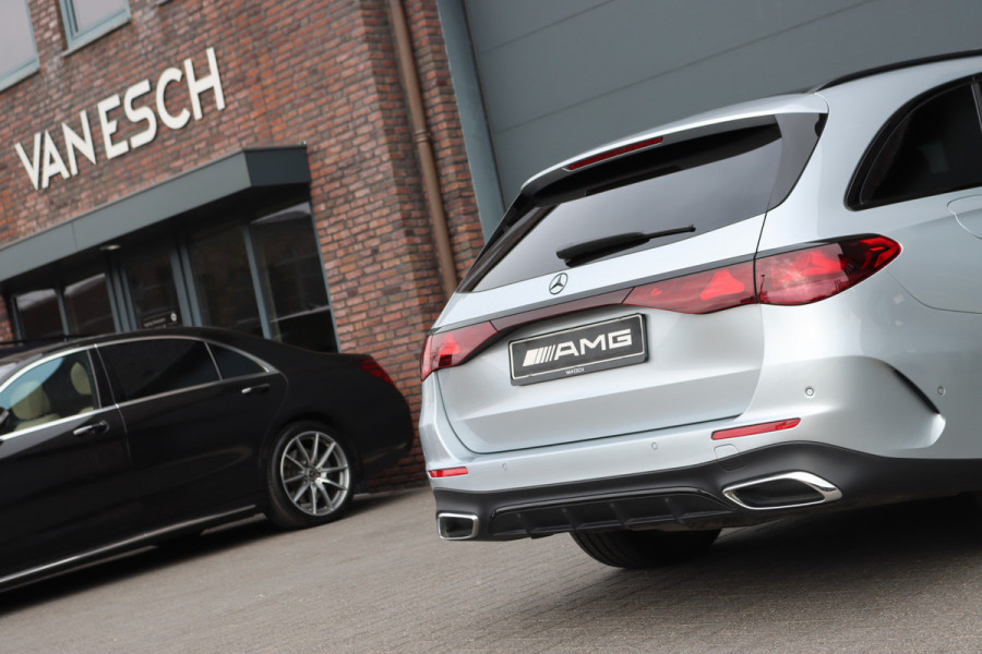 Mercedes-Benz E-Klasse Estate 300 de 4MATIC AMG Line | Luchtvering | Distronic+ | Massage | Nappa Leder | Trekhaak | Stoelventilatie | HUD | 3D-Display | Burmester | Panoramadak |