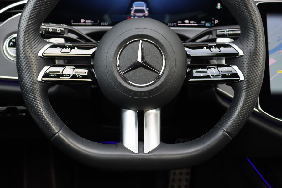 Mercedes-Benz E-Klasse Estate 300 de 4MATIC AMG Line | Luchtvering | Distronic+ | Massage | Nappa Leder | Trekhaak | Stoelventilatie | HUD | 3D-Display | Burmester | Panoramadak |