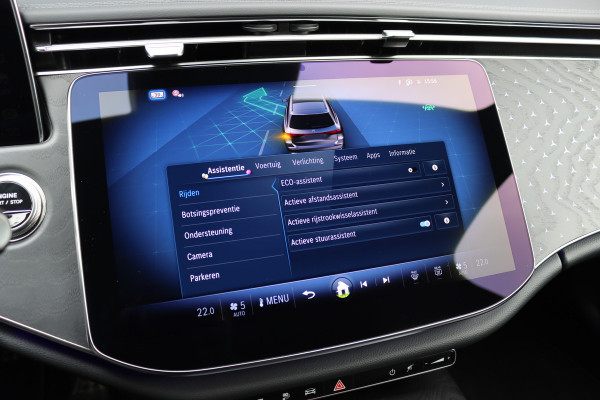 Mercedes-Benz E-Klasse Estate 300 de 4MATIC AMG Line | Luchtvering | Distronic+ | Massage | Nappa Leder | Trekhaak | Stoelventilatie | HUD | 3D-Display | Burmester | Panoramadak |
